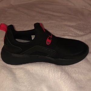 Champion DR1 Slip On Shoe Black/Scarlet